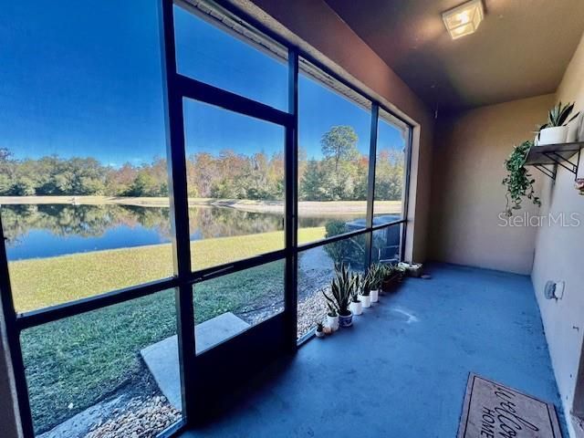 For Rent: $2,200 (3 beds, 2 baths, 1666 Square Feet)