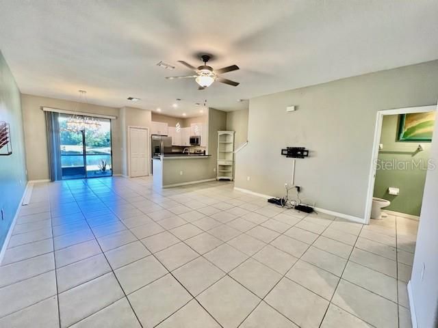 For Rent: $2,200 (3 beds, 2 baths, 1666 Square Feet)