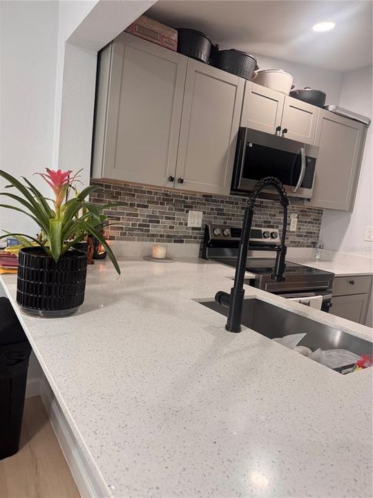 For Sale: $315,000 (4 beds, 3 baths, 1632 Square Feet)