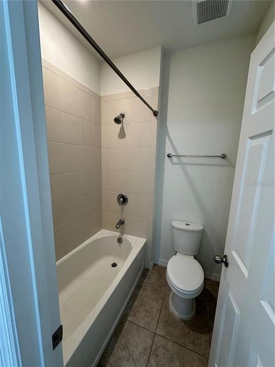 出租: $3,300 (4 贝兹, 3 浴室, 2604 平方英尺)