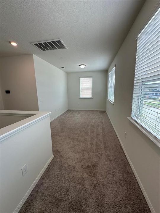 出租: $3,300 (4 贝兹, 3 浴室, 2604 平方英尺)