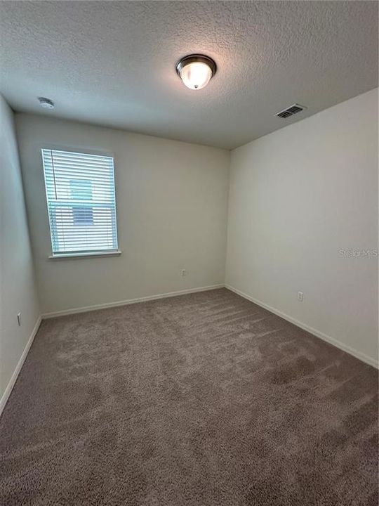 出租: $3,300 (4 贝兹, 3 浴室, 2604 平方英尺)