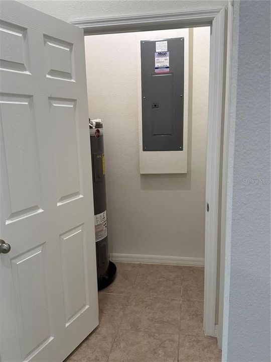 出租: $3,300 (4 贝兹, 3 浴室, 2604 平方英尺)