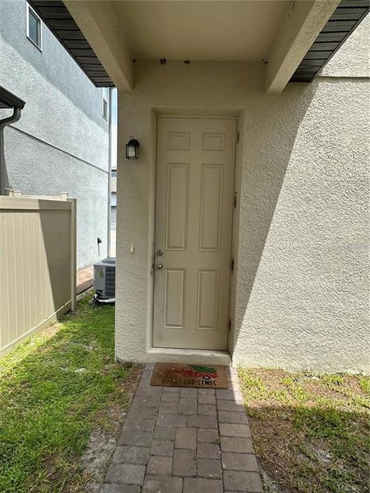 出租: $3,300 (4 贝兹, 3 浴室, 2604 平方英尺)