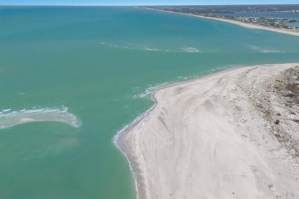 На продажу: $4,400,000 (3 спален, 3 ванн, 2644 Квадратных фут)