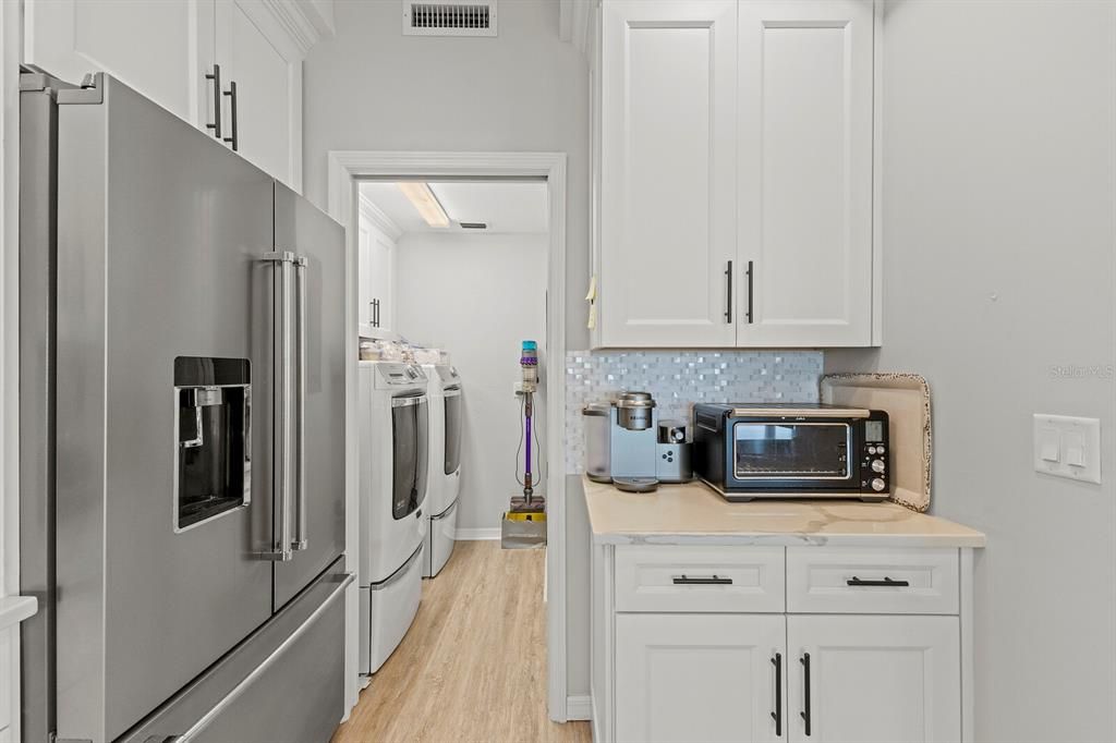 На продажу: $4,400,000 (3 спален, 3 ванн, 2644 Квадратных фут)