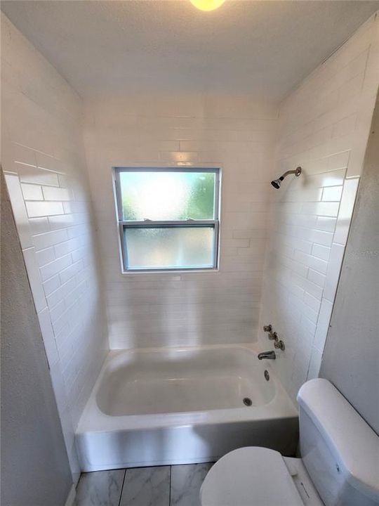 For Sale: $269,900 (3 beds, 1 baths, 940 Square Feet)