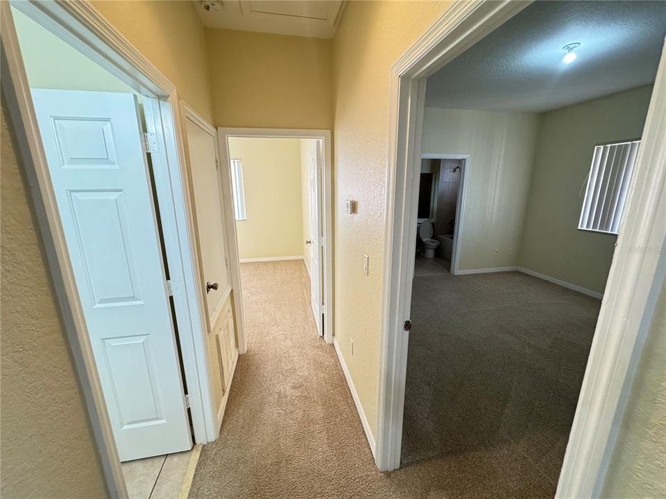 出租: $1,325 (2 贝兹, 2 浴室, 923 平方英尺)