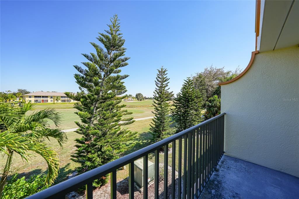 待售: $190,000 (2 贝兹, 2 浴室, 1154 平方英尺)