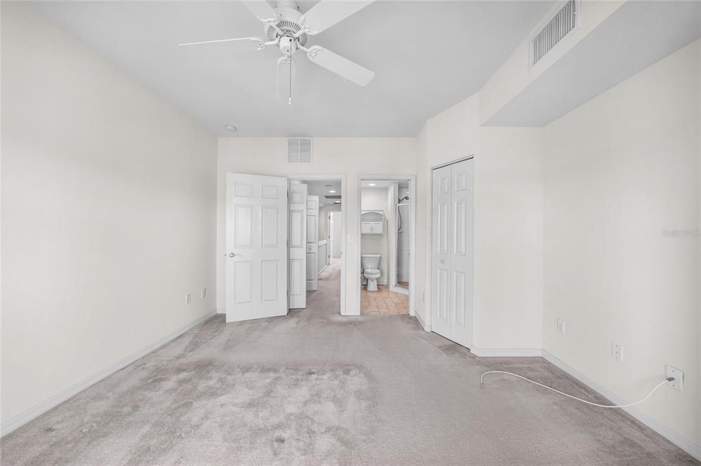 待售: $190,000 (2 贝兹, 2 浴室, 1154 平方英尺)