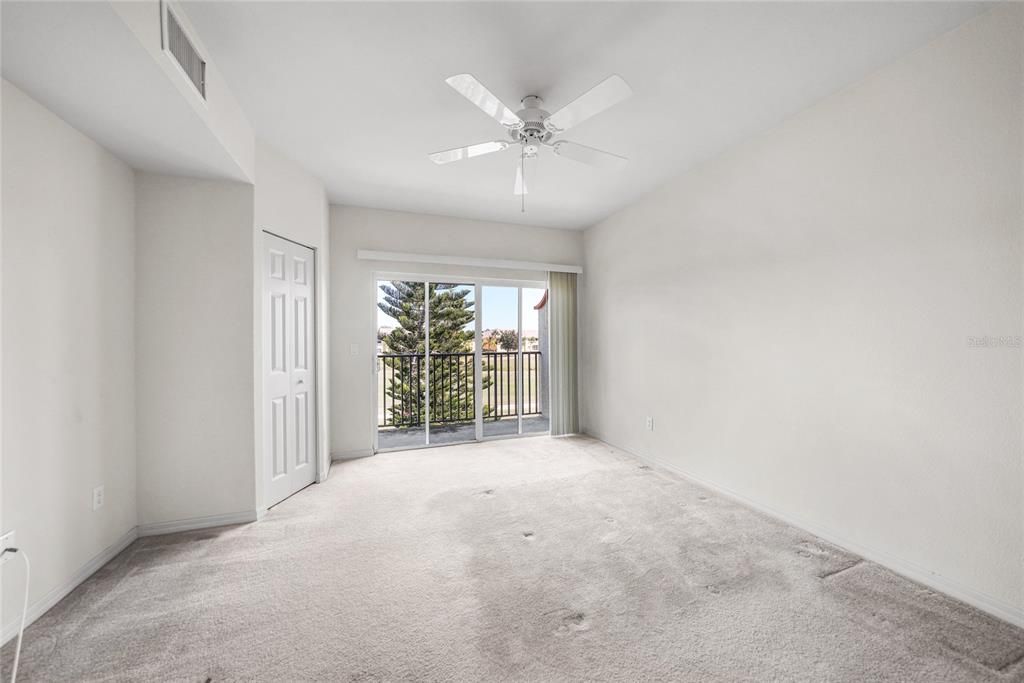 待售: $190,000 (2 贝兹, 2 浴室, 1154 平方英尺)