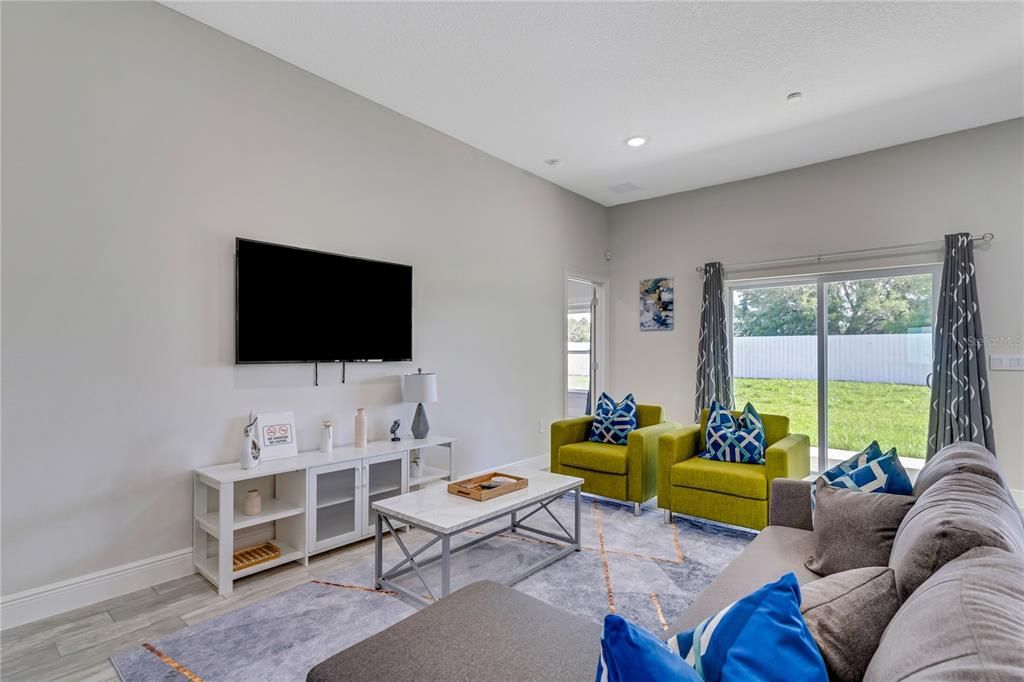 待售: $499,500 (3 贝兹, 3 浴室, 2108 平方英尺)