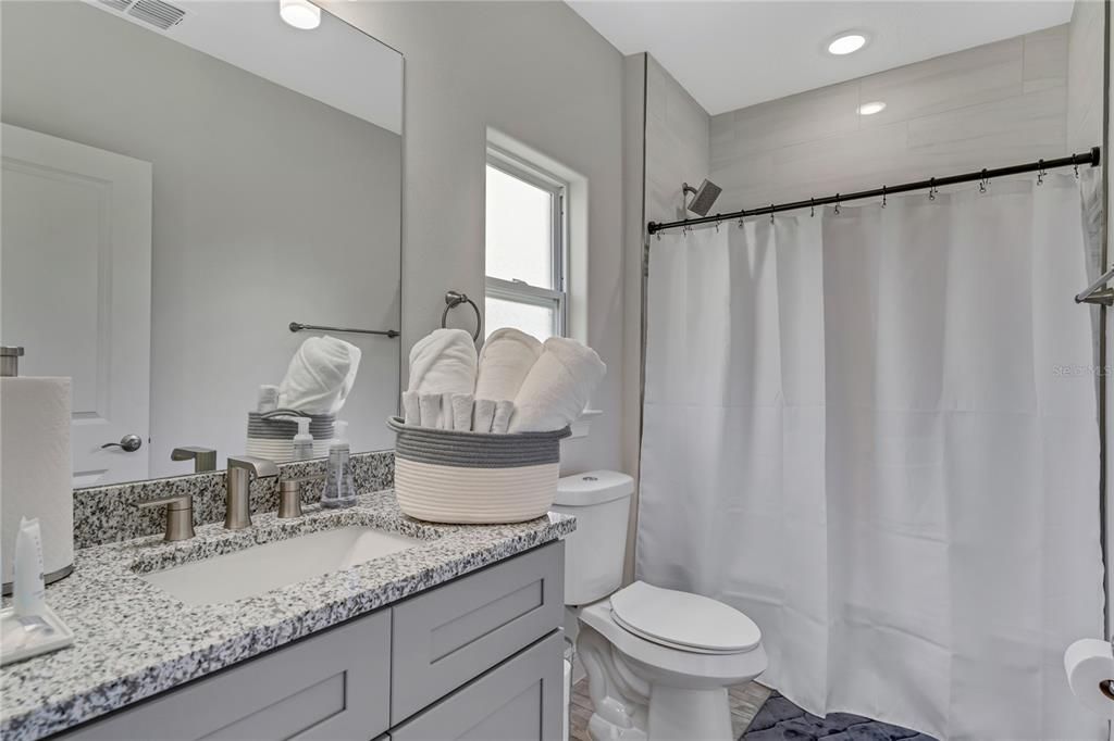 待售: $499,500 (3 贝兹, 3 浴室, 2108 平方英尺)