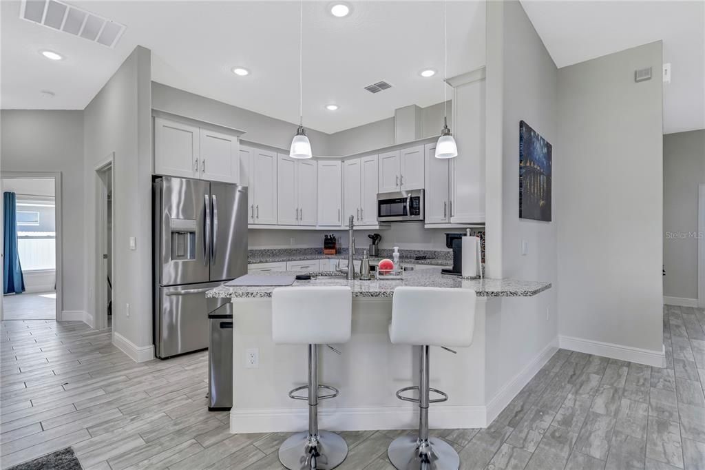 待售: $499,500 (3 贝兹, 3 浴室, 2108 平方英尺)