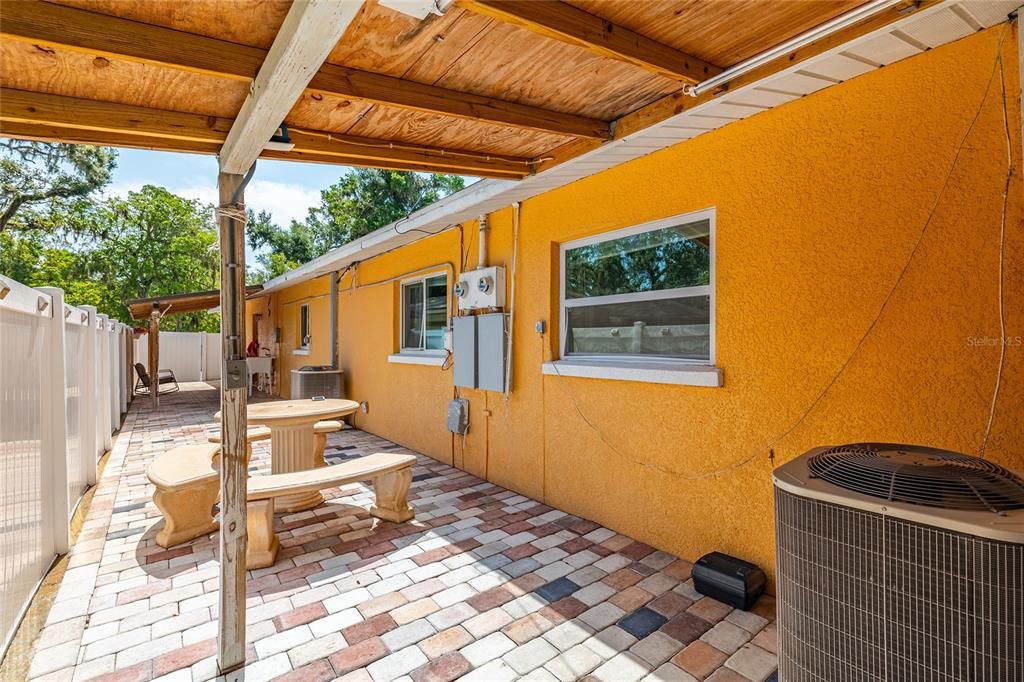 Под контрактом: $2,200 (2 спален, 1 ванн, 788 Квадратных фут)