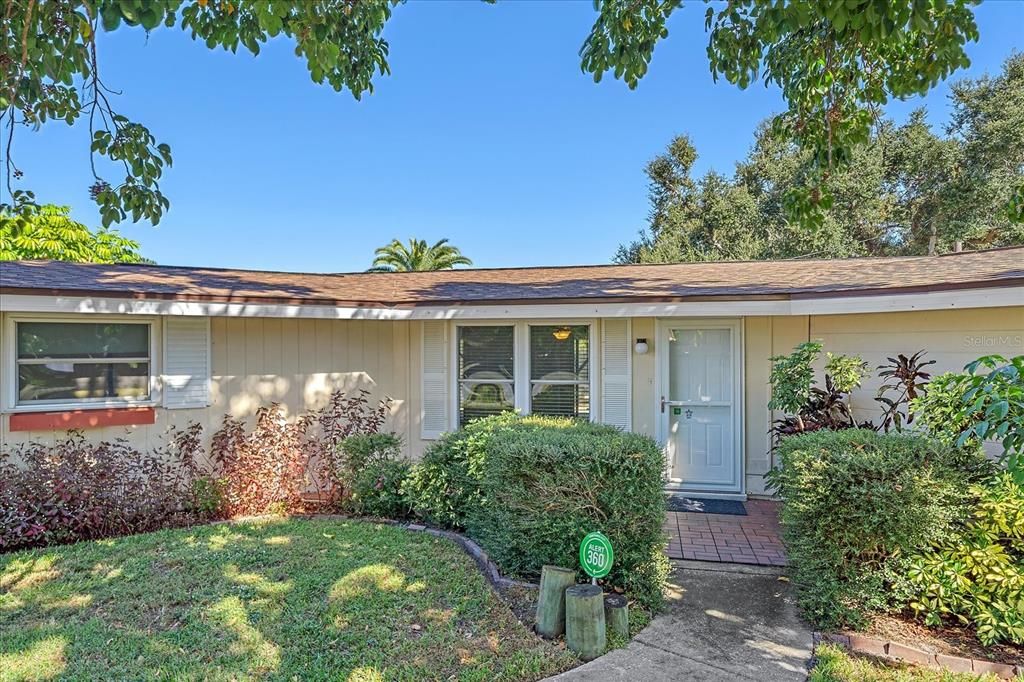 合同活跃: $339,000 (2 贝兹, 2 浴室, 1326 平方英尺)