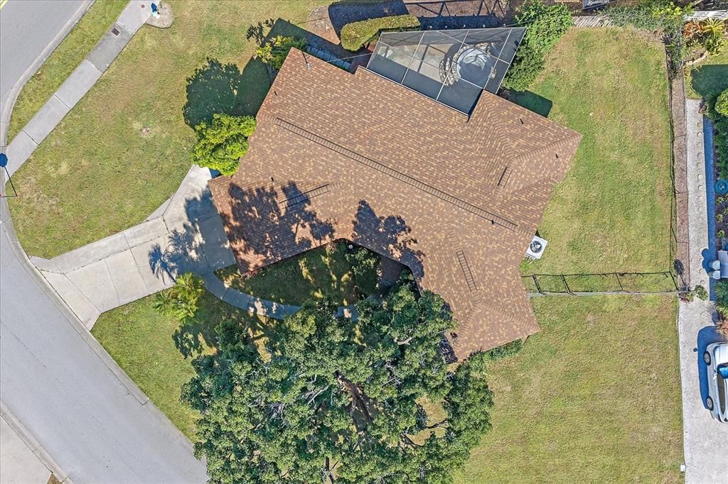 合同活跃: $339,000 (2 贝兹, 2 浴室, 1326 平方英尺)