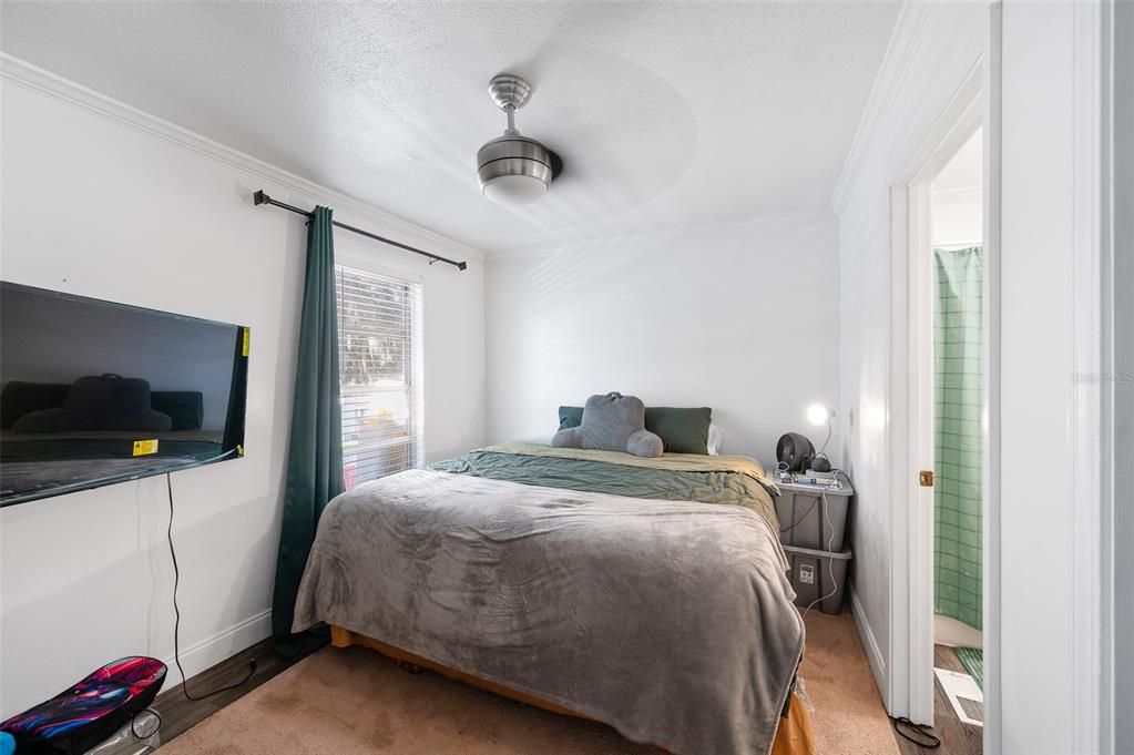 На продажу: $145,000 (2 спален, 2 ванн, 800 Квадратных фут)