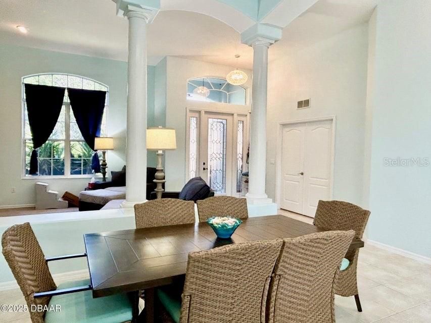 На продажу: $599,000 (3 спален, 2 ванн, 2459 Квадратных фут)