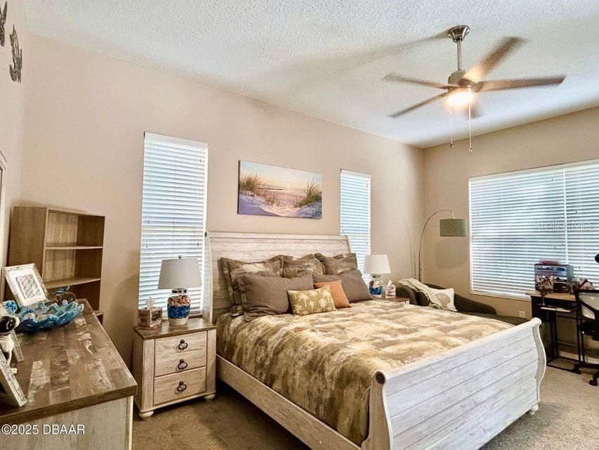 На продажу: $599,000 (3 спален, 2 ванн, 2459 Квадратных фут)