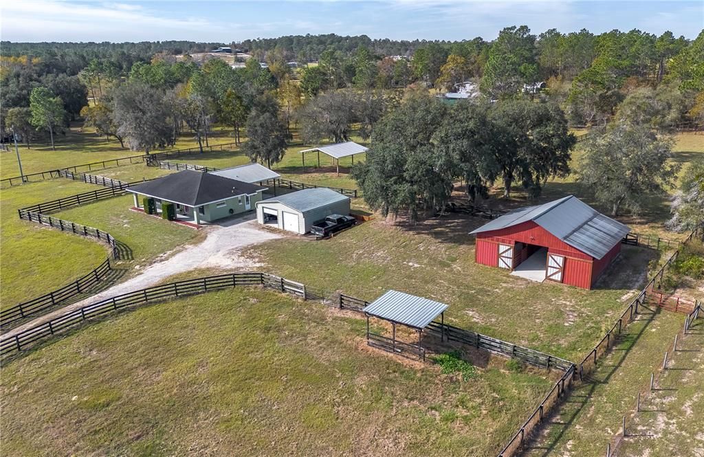 For Sale: $449,000 (2 beds, 2 baths, 1092 Square Feet)