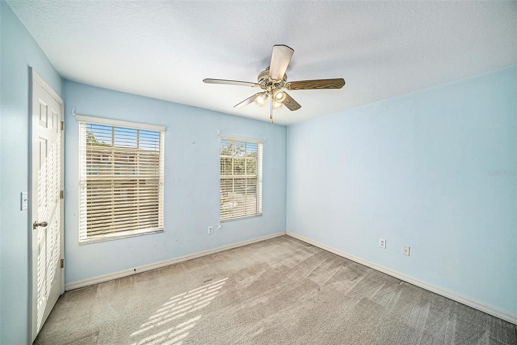 На продажу: $185,000 (2 спален, 2 ванн, 1152 Квадратных фут)