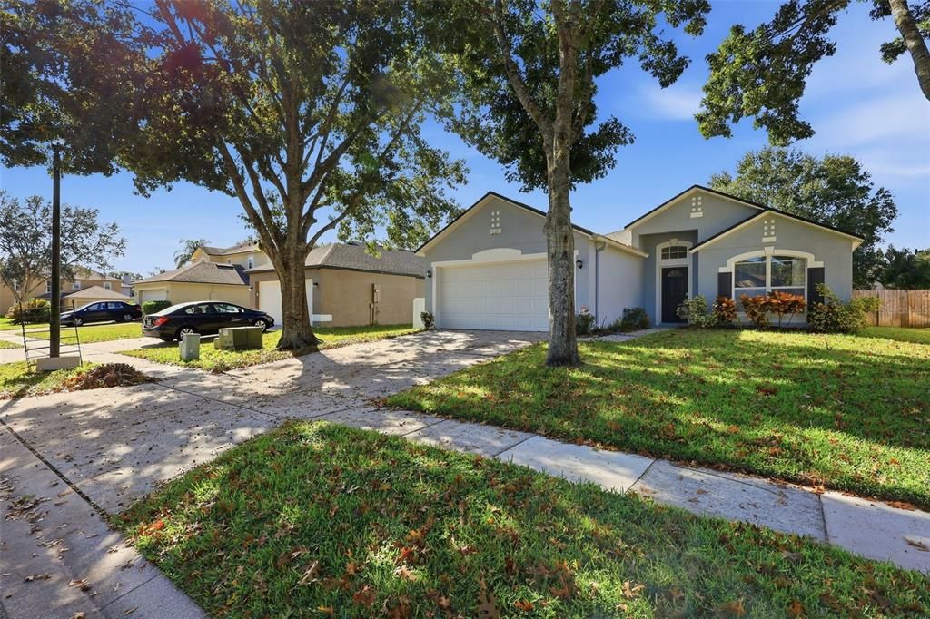 For Sale: $380,000 (3 beds, 2 baths, 1499 Square Feet)