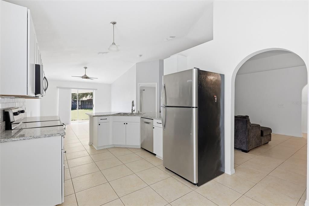 For Sale: $380,000 (3 beds, 2 baths, 1499 Square Feet)