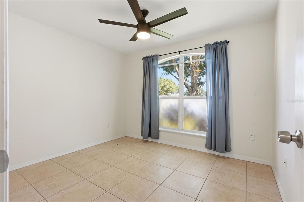 For Sale: $380,000 (3 beds, 2 baths, 1499 Square Feet)