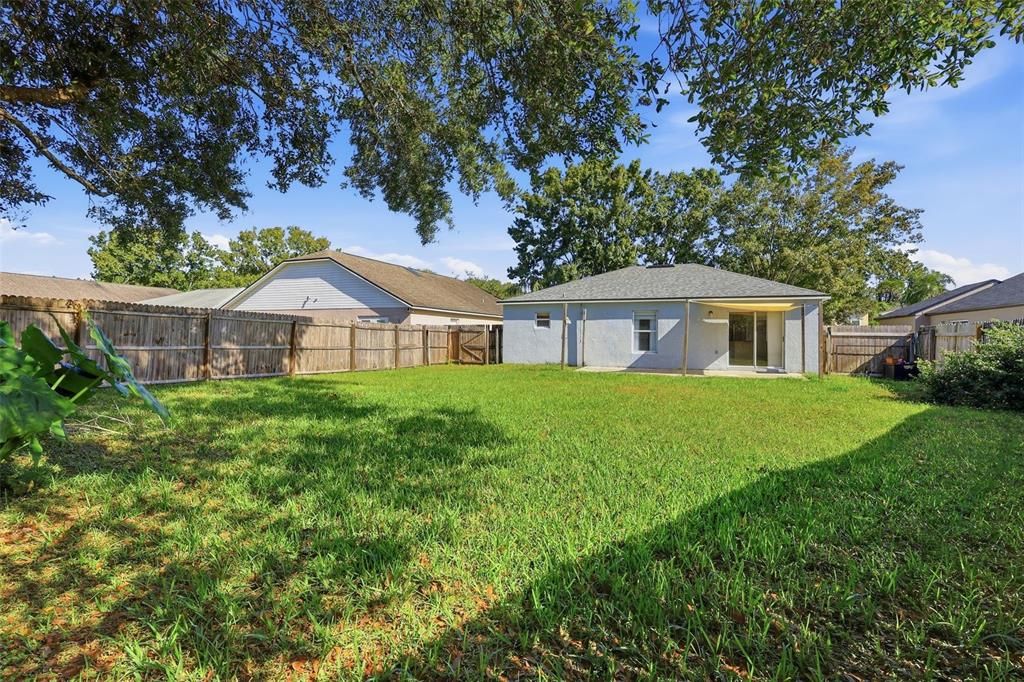 For Sale: $380,000 (3 beds, 2 baths, 1499 Square Feet)