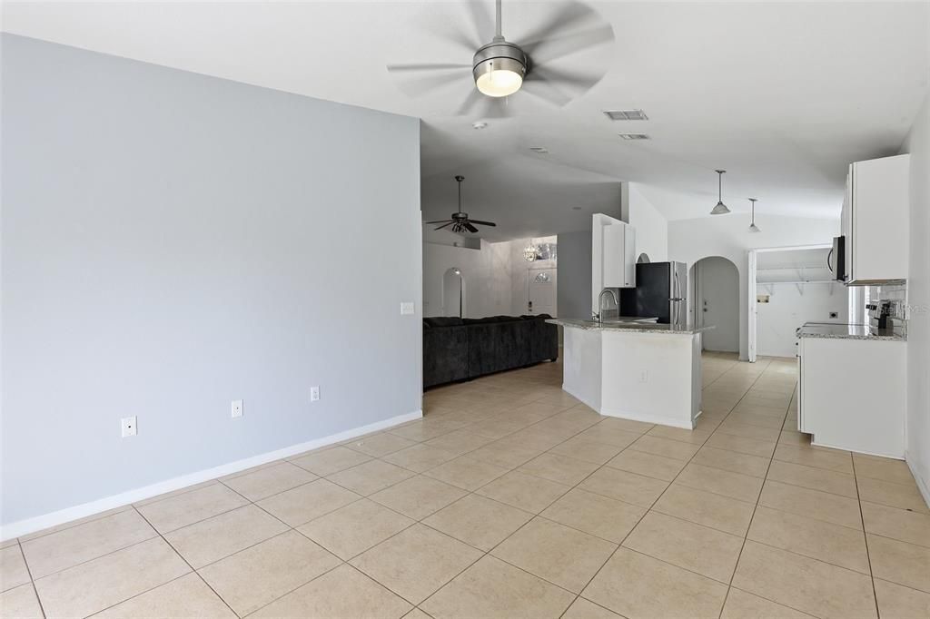 For Sale: $380,000 (3 beds, 2 baths, 1499 Square Feet)