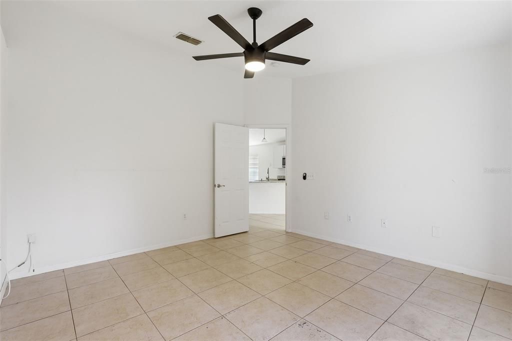 For Sale: $380,000 (3 beds, 2 baths, 1499 Square Feet)