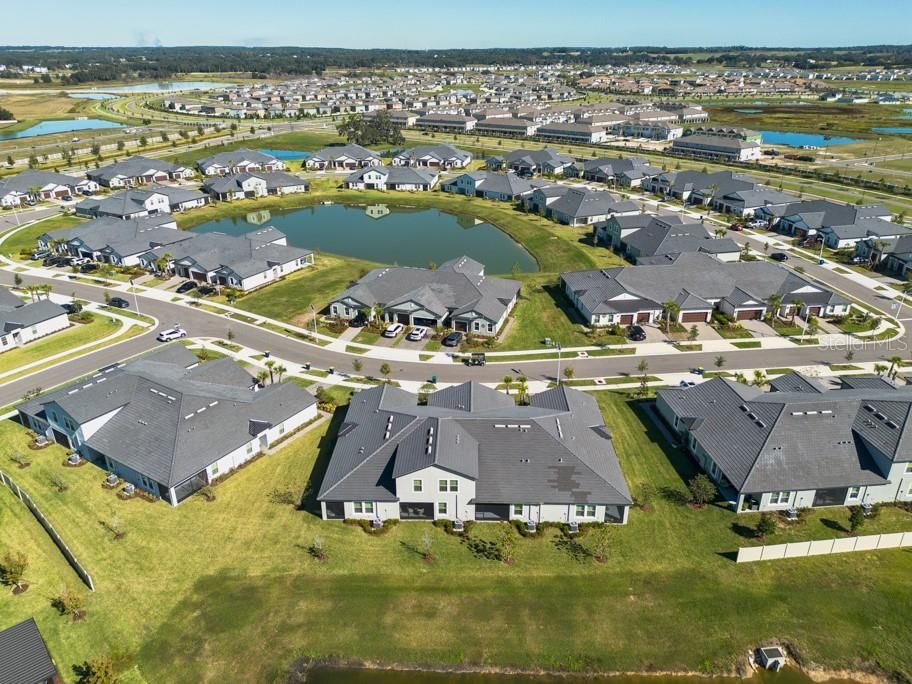 For Sale: $299,000 (2 beds, 2 baths, 1405 Square Feet)