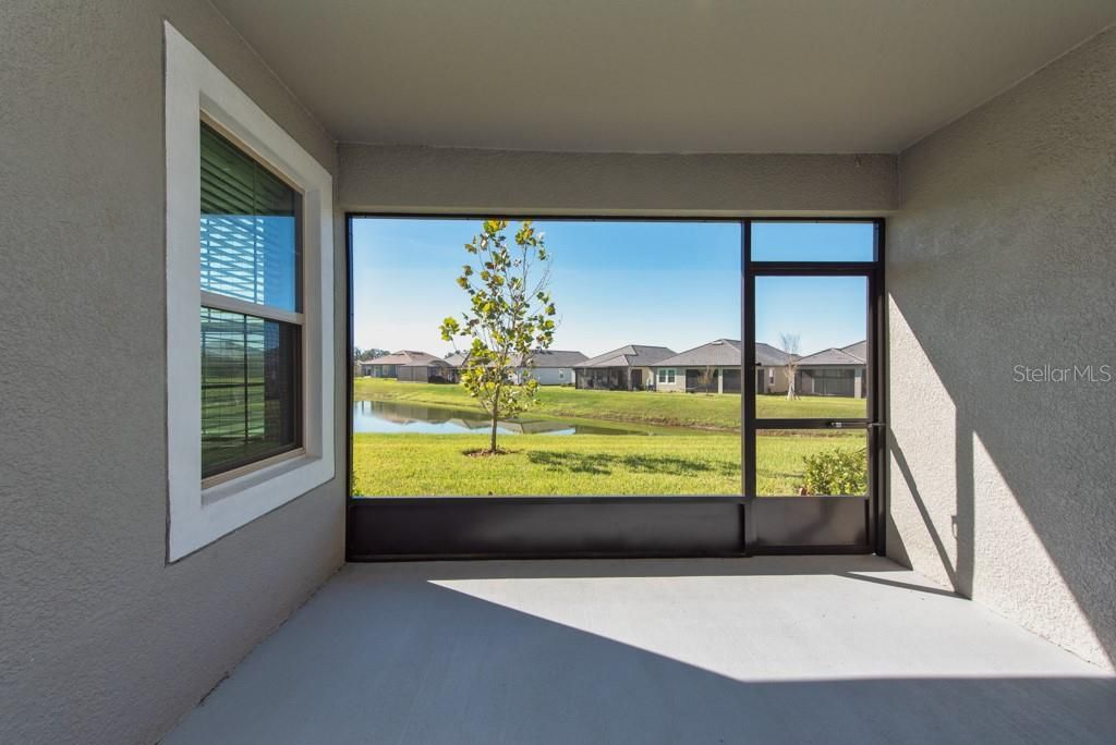 For Sale: $299,000 (2 beds, 2 baths, 1405 Square Feet)