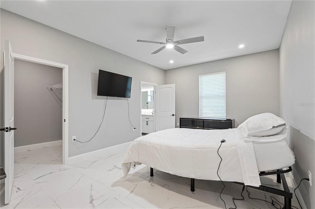 En Venta: $519,000 (2 camas, 2 baños, 1268 Pies cuadrados)