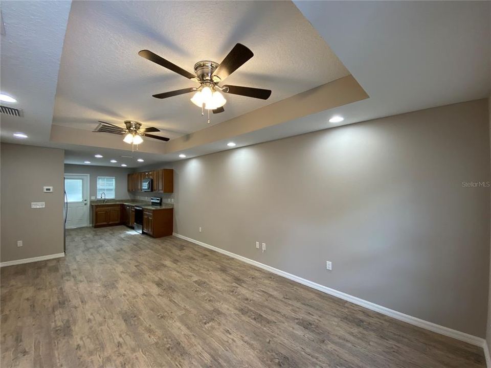 For Rent: $1,425 (2 beds, 2 baths, 1800 Square Feet)