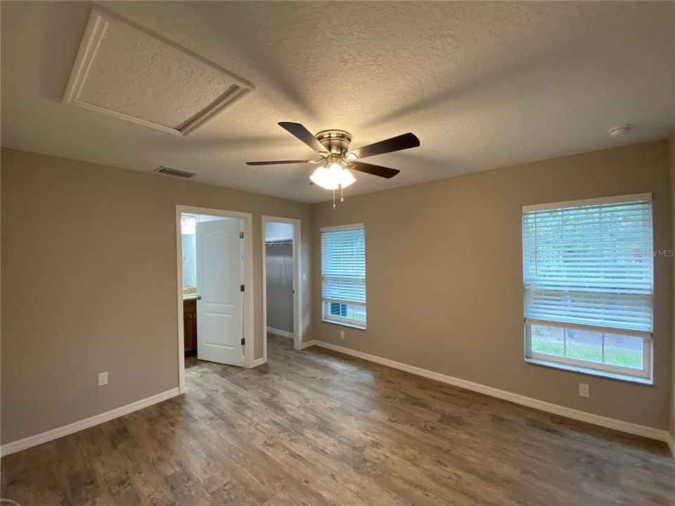 For Rent: $1,425 (2 beds, 2 baths, 1800 Square Feet)