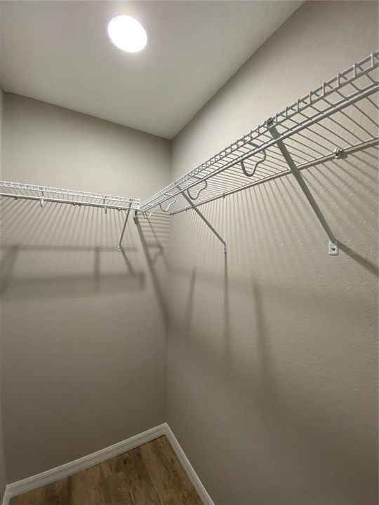 For Rent: $1,425 (2 beds, 2 baths, 1800 Square Feet)