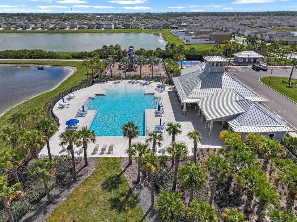 На продажу: $419,000 (4 спален, 2 ванн, 1935 Квадратных фут)