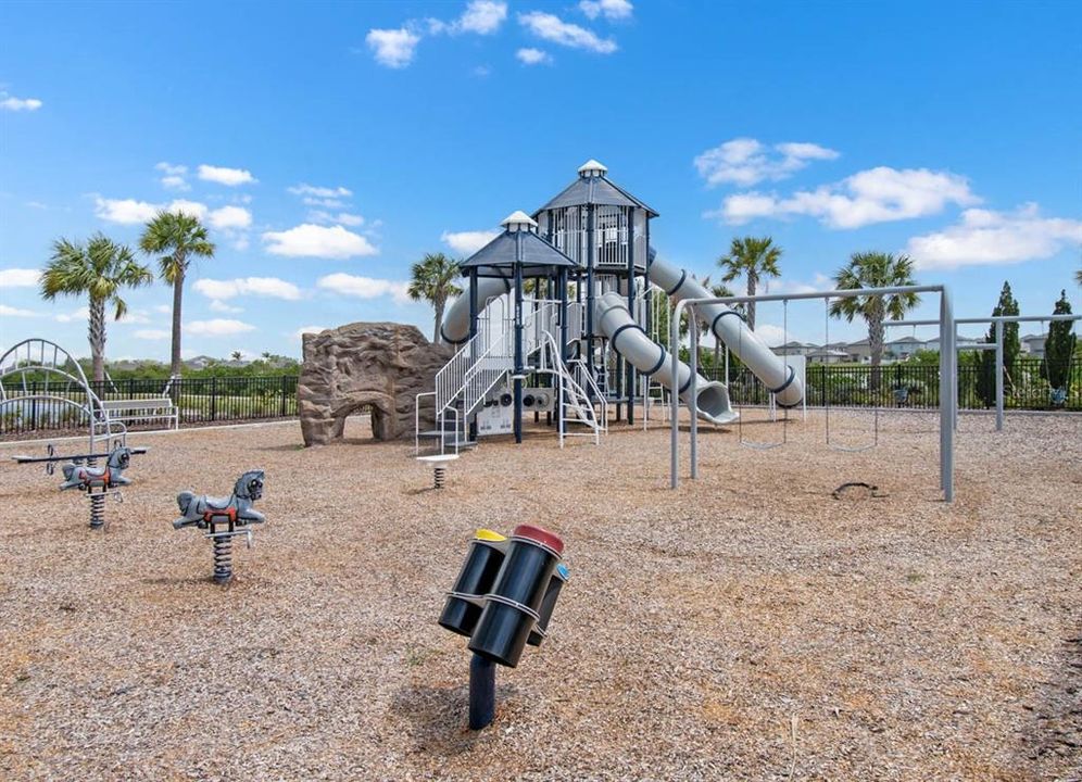 На продажу: $419,000 (4 спален, 2 ванн, 1935 Квадратных фут)