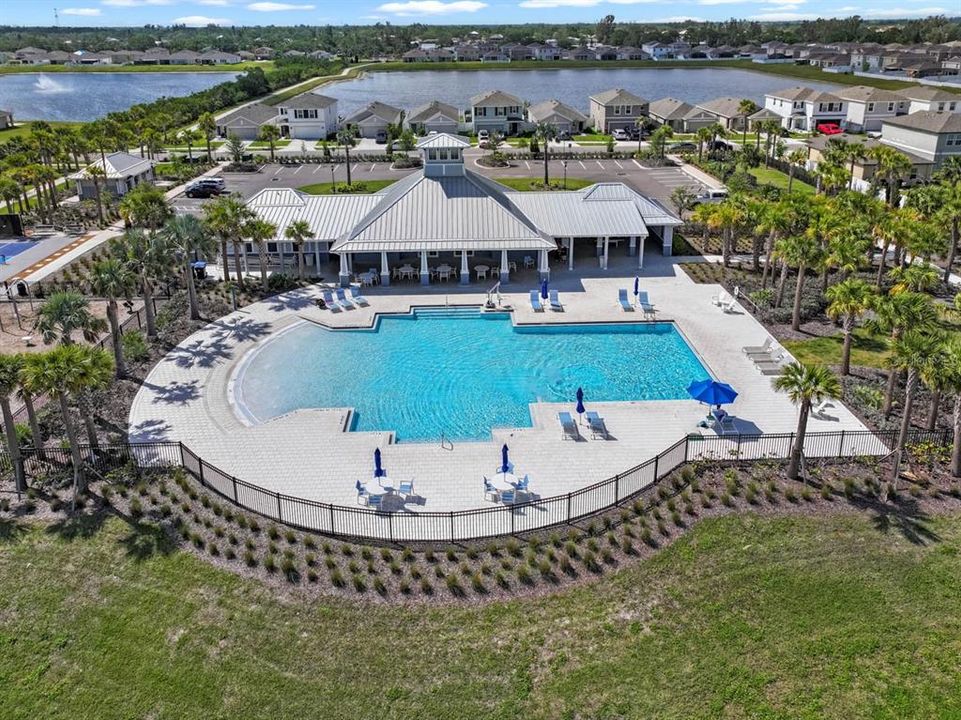 На продажу: $419,000 (4 спален, 2 ванн, 1935 Квадратных фут)