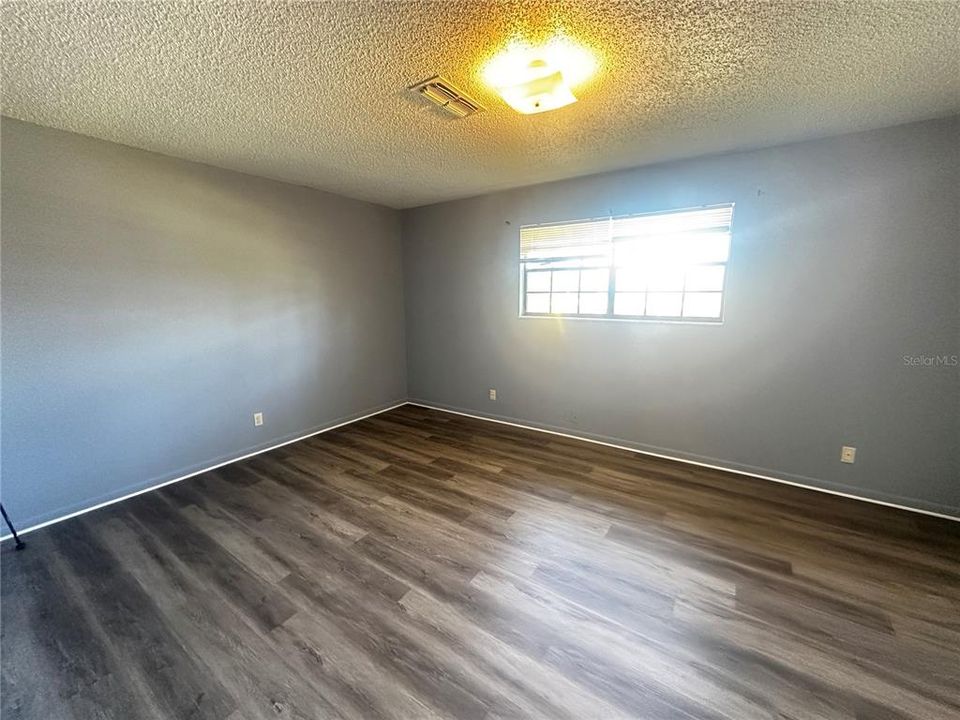 For Rent: $950 (1 beds, 1 baths, 614 Square Feet)