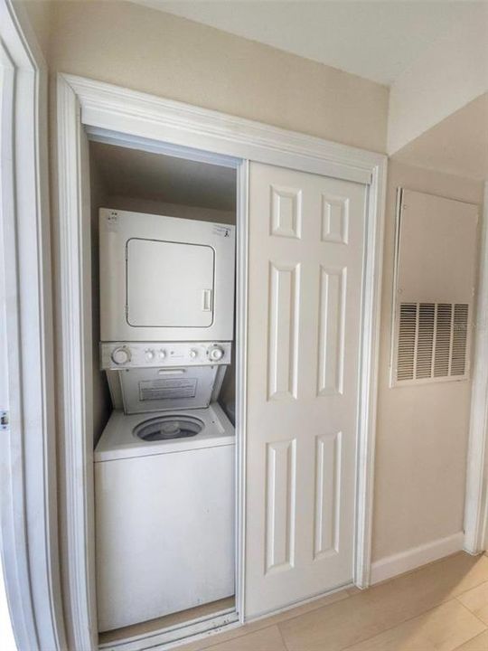 For Rent: $1,500 (1 beds, 1 baths, 670 Square Feet)