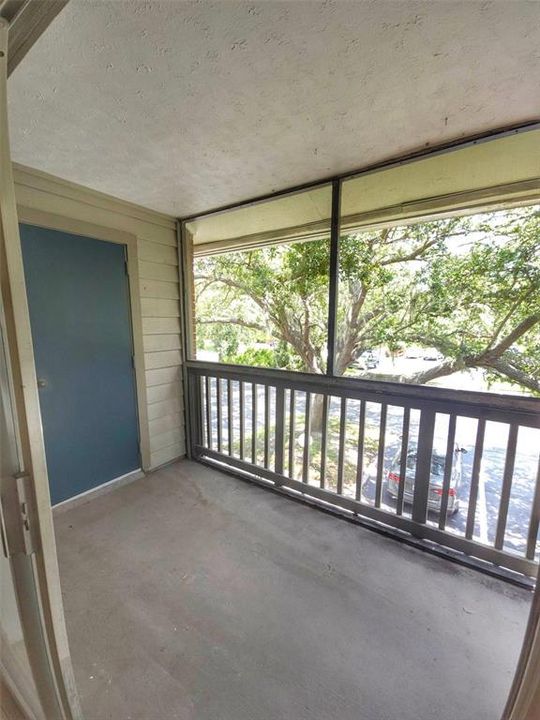 For Rent: $1,500 (1 beds, 1 baths, 670 Square Feet)