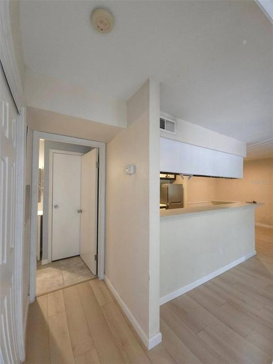 For Rent: $1,500 (1 beds, 1 baths, 670 Square Feet)