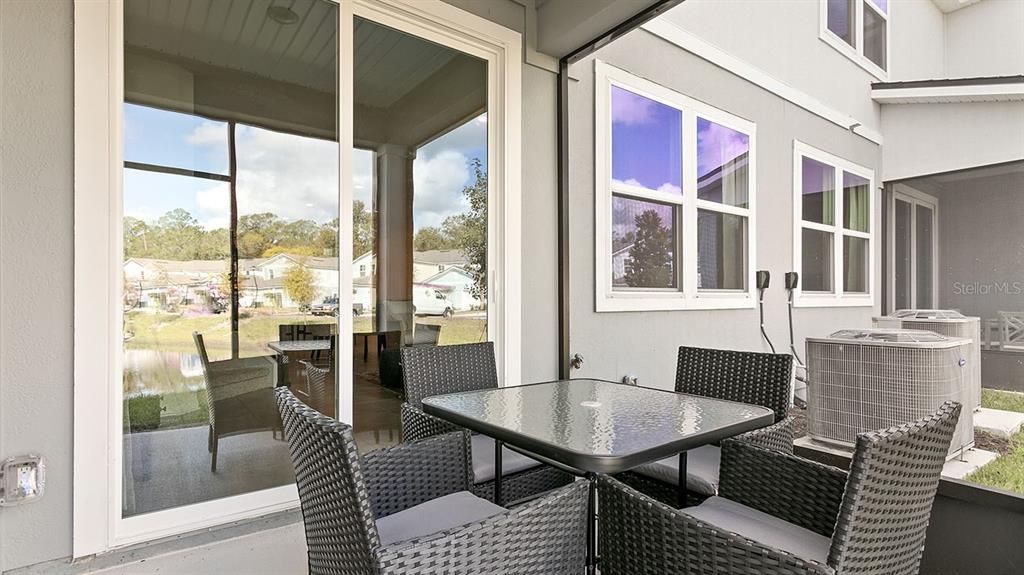 Activo con contrato: $355,990 (3 camas, 2 baños, 1722 Pies cuadrados)