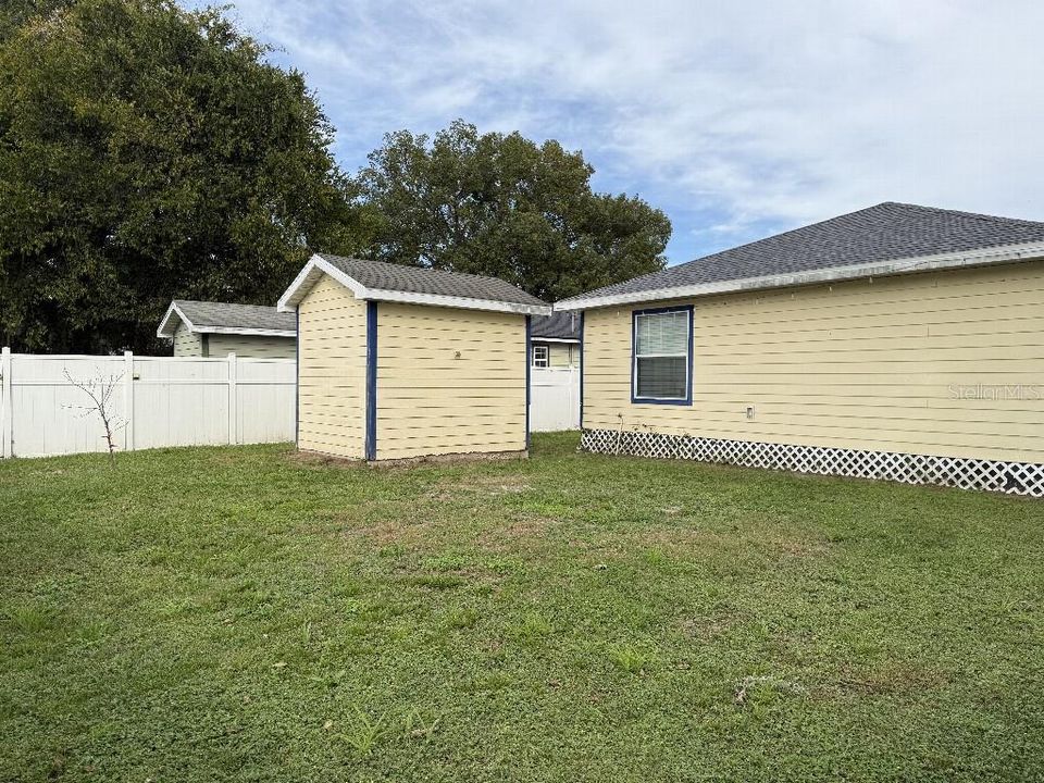 For Sale: $209,900 (3 beds, 2 baths, 1332 Square Feet)