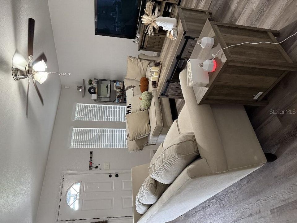 For Sale: $209,900 (3 beds, 2 baths, 1332 Square Feet)