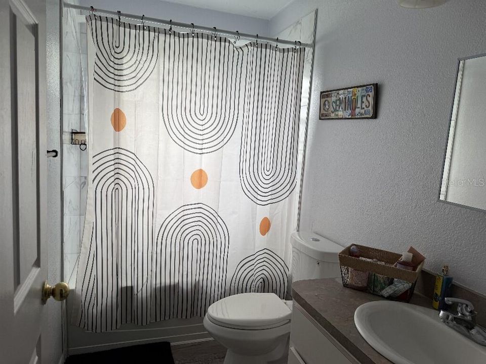 For Sale: $209,900 (3 beds, 2 baths, 1332 Square Feet)