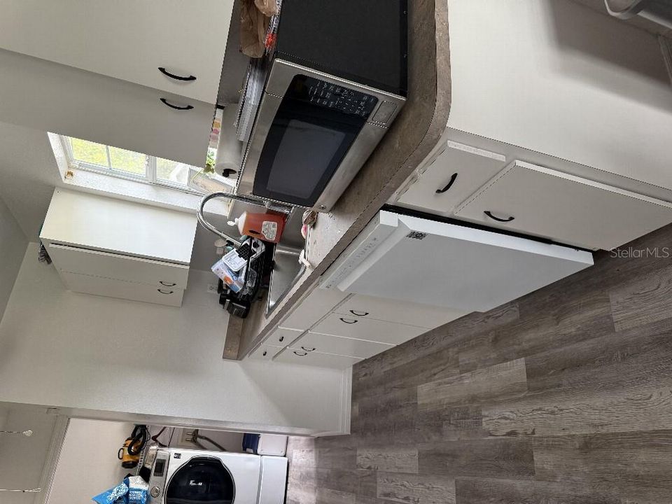 For Sale: $209,900 (3 beds, 2 baths, 1332 Square Feet)